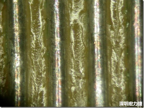 經(jīng)過168小時的高溫高濕環(huán)境實驗后，此錫膏的SIR最低還可達到150,000,000 ohms，取LOG10為108.176，此錫膏的SIR雖然比較低，但是吃錫狀況明顯好很多，只是助焊劑明顯殘留