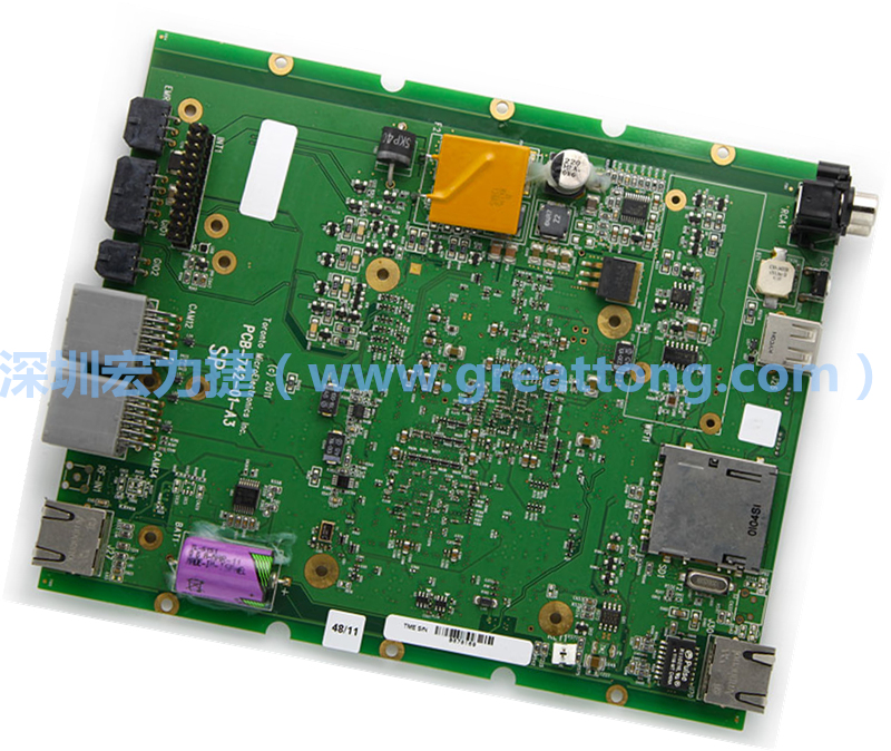 提出實(shí)驗(yàn)數(shù)據(jù)佐證OSP表面處理的焊接強(qiáng)度比ENIG表面處理PCB來得強(qiáng)。但也證實(shí)OSP的焊錫強(qiáng)度會(huì)隨著時(shí)間老化而變差，所以，產(chǎn)品賣到市場(chǎng)上越久，其不良率應(yīng)該會(huì)越高